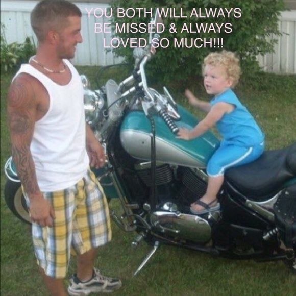 HATS/ACCESSORIES - Picture 6 of 13